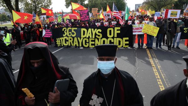 People march in protest of the civilian casualties and abuses caused as a result of a yearlong war in Ethiopia's northern region of Tigray, near the National Mall and U.S. Capitol building in Washington, U.S., November 4, 2021 - Sputnik International