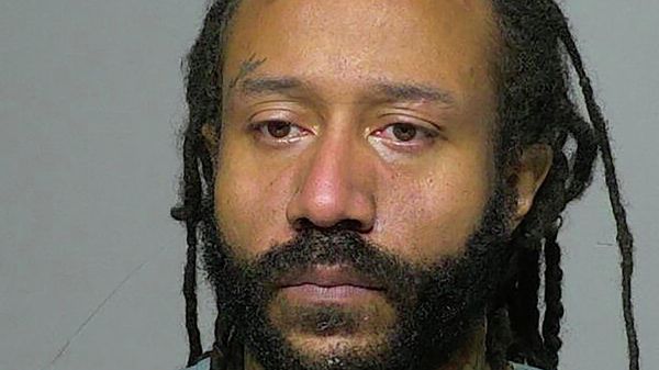 Darrell Brooks poses for a booking photograph at the Milwaukee County Jail in Milwaukee, Wisconsin, U.S. November 3, 2021. Picture taken November 3, 2021. - Sputnik International
