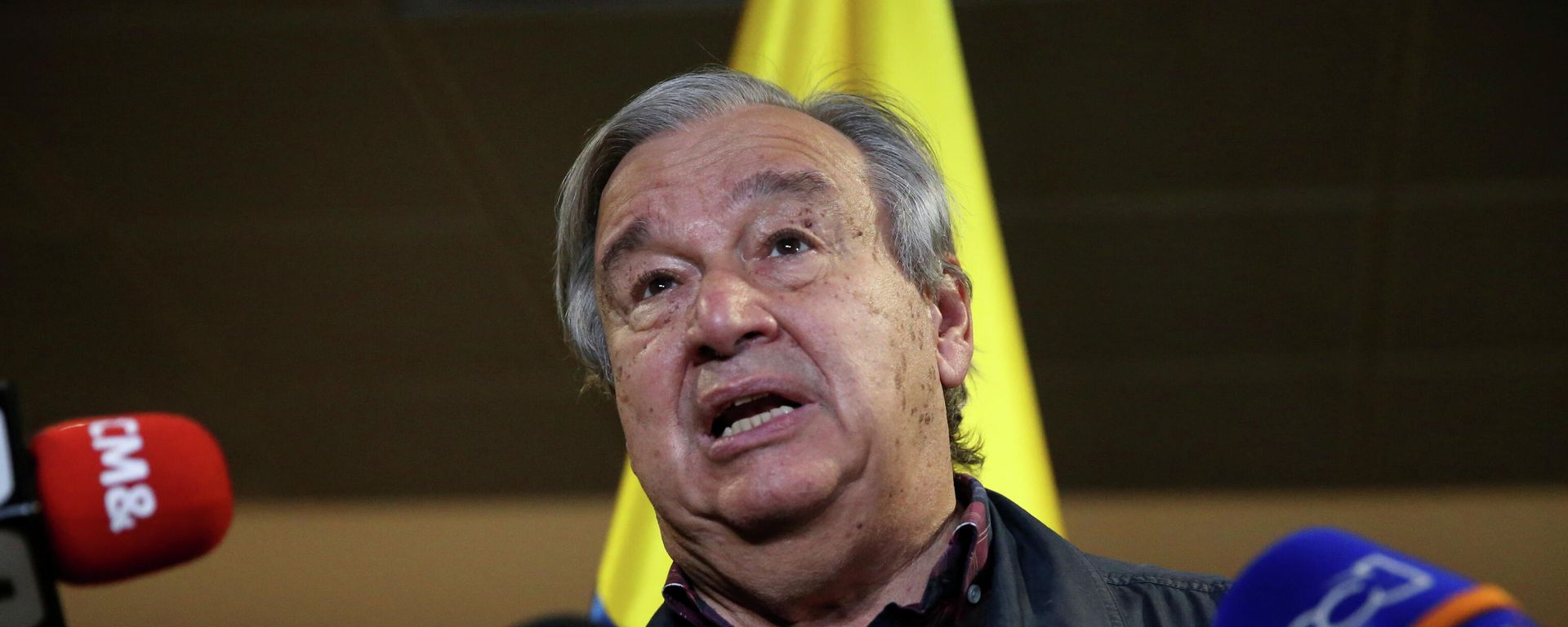 United Nations (UN) Secretary General Antonio Guterres speaks to the press as he arrives in Colombia to commemorate the fifth anniversary of the signing of the peace agreement between the Colombian government and the Revolutionary Armed Forces of Colombia (FARC), in Bogota, Colombia November 22, 2021 United Nations (UN) Secretary General Antonio Guterres speaks to the press as he arrives in Colombia to commemorate the fifth anniversary of the signing of the peace agreement between the Colombian government and the Revolutionary Armed Forces of Colombia (FARC), in Bogota, Colombia November 22, 2021 - Sputnik International, 1920, 24.11.2021