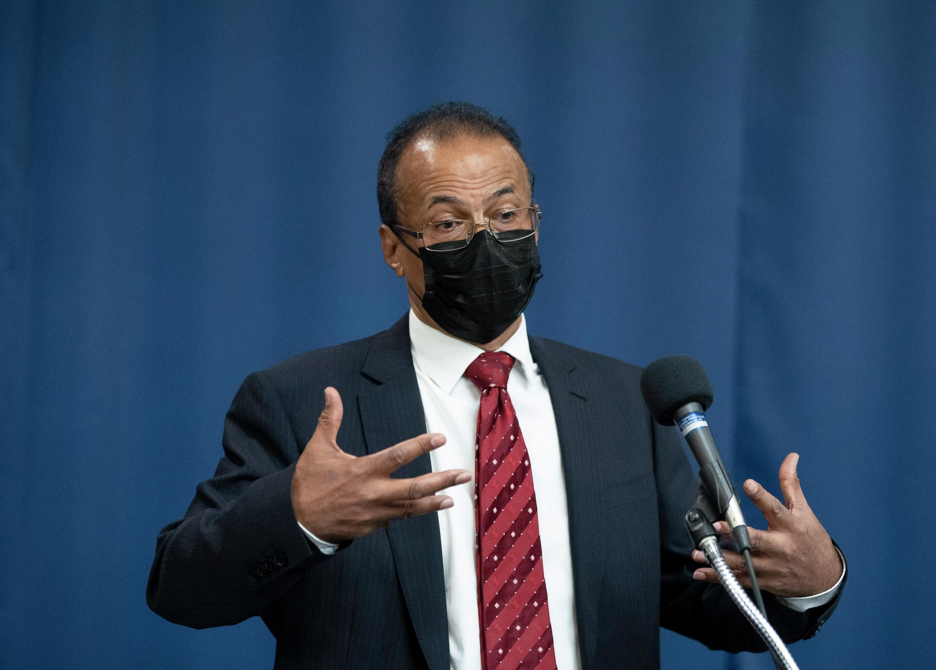 Berhane Gebre Christos speaks during a signing ceremony of the United Front of Ethiopian Federalist and Confederalist Forces to establish a grand United Front to fight against the Abiy Ahmed regime in Ethiopia, in Washington, Friday, Nov. 5, 2021. Ethiopia’s Tigray forces on Friday joined with other armed and opposition groups around the country in an alliance against Prime Minister Abiy Ahmed to seek a political transition after a year of devastating war, and they left the possibility open for his exit by force. Berhane Gebre Christos speaks during a signing ceremony of the United Front of Ethiopian Federalist and Confederalist Forces to establish a grand United Front to fight against the Abiy Ahmed regime in Ethiopia, in Washington, Friday, Nov. 5, 2021. Ethiopia’s Tigray forces on Friday joined with other armed and opposition groups around the country in an alliance against Prime Minister Abiy Ahmed to seek a political transition after a year of devastating war, and they left the possibility open for his exit by force. - Sputnik International, 1920, 24.11.2021
