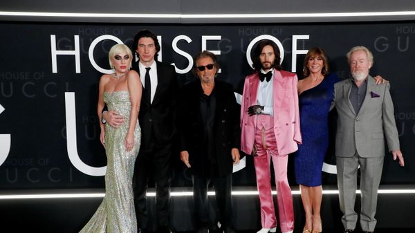 Cast members Lady Gaga, Adam Driver, Al Pacino and Jared Leto pose with director Ridley Scott and his wife, producer Giannina Facio during the premiere of the film House of Gucci, in Los Angeles, California, U.S., November 18, 2021.  - Sputnik International