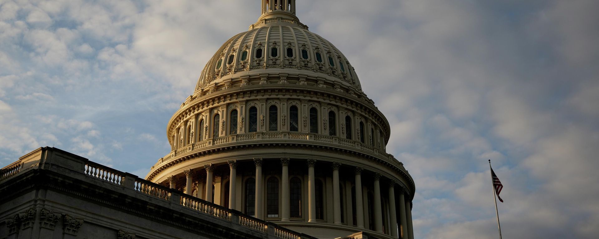 The U.S. Capitol building is seen in Washington, U.S., November 16, 2021 - Sputnik International, 1920, 09.12.2021