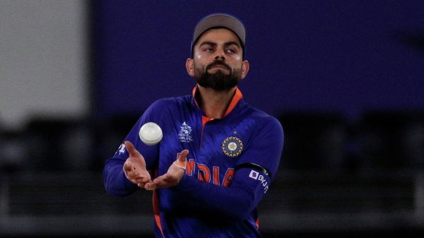 FILE PHOTO: Cricket - ICC Men's T20 World Cup - Super 12 - Group 2 - India v Namibia - Dubai International Cricket Stadium, Dubai, United Arab Emirates - November 8, 2021 India's Virat Kohli during the match - Sputnik International