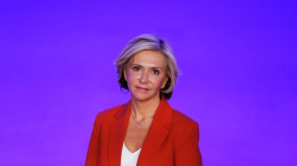 Paris Ile-de-France administrative region president Valerie Pecresse looks on after being designated as France's right-wing Les Republicains (LR) party candidate for the 2022 presidential election - Sputnik International