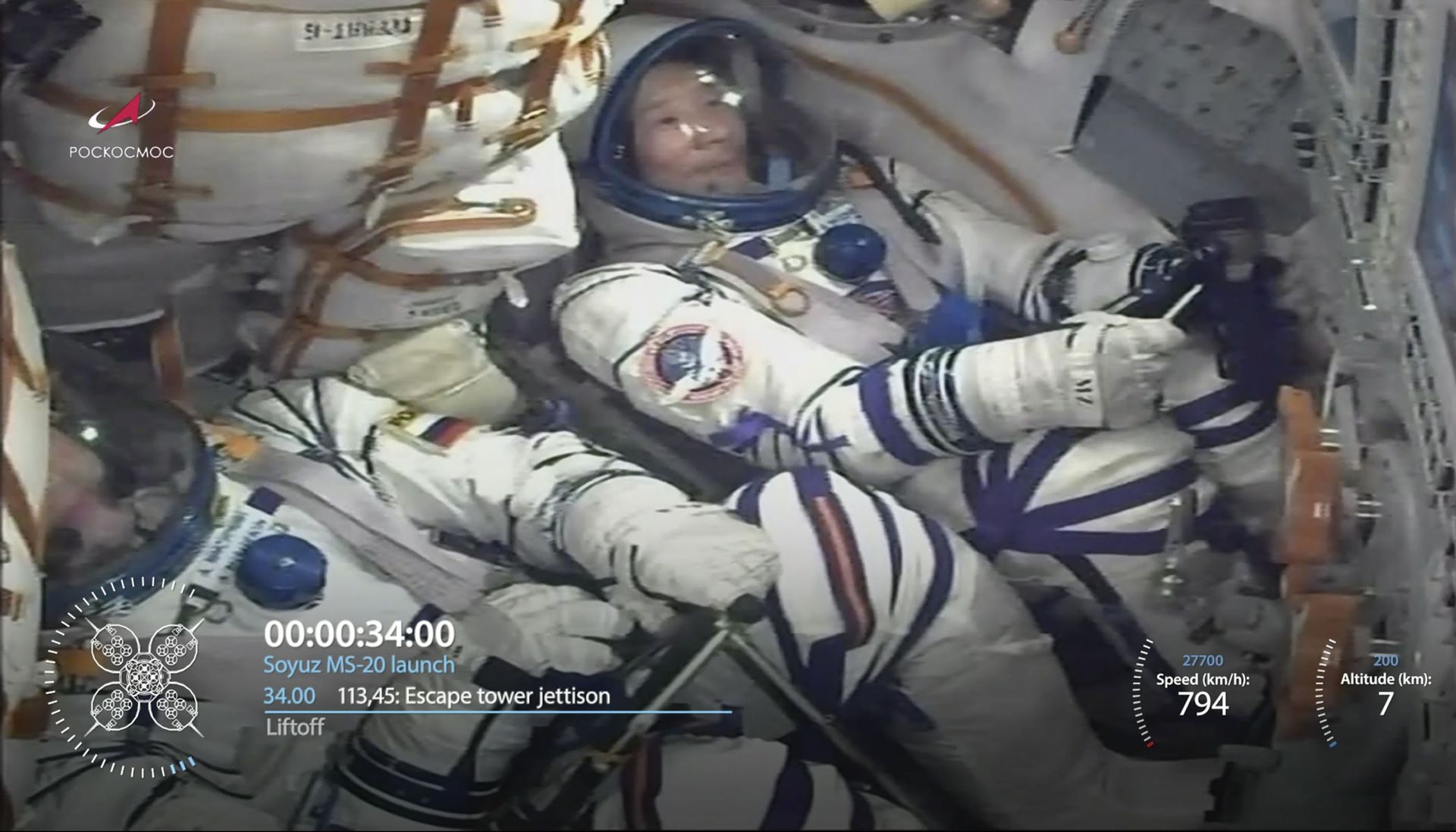 In this photo taken from video footage released by the Roscosmos Space Agency, Roscosmos cosmonaut Alexander Misurkin, bottom, and spaceflight participant Yusaku Maezawa, of Japan, above, are seen inside the spaceship as the Soyuz-2.1a rocket booster blasts off from the Baikonur cosmodrome. In this photo taken from video footage released by the Roscosmos Space Agency, Roscosmos cosmonaut Alexander Misurkin, bottom, and spaceflight participant Yusaku Maezawa, of Japan, above, are seen inside the spaceship as the Soyuz-2.1a rocket booster blasts off from the Baikonur cosmodrome. - Sputnik International, 1920, 25.07.2023