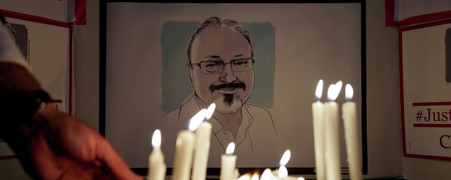 FILE PHOTO: The Committee to Protect Journalists and other press freedom activists hold a candlelight vigil in front of the Saudi Embassy to mark the anniversary of the killing of journalist Jamal Khashoggi at the kingdom's consulate in Istanbul, in Washington, U.S., October 2, 2019 - Sputnik International, 1920, 08.12.2021