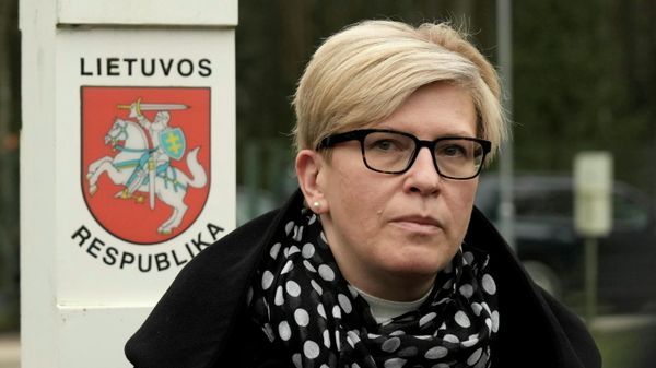 Lithuanian Prime Minister Ingrida Simonyte speaks to media at the border guard headquarters near the border with Belarus, in Kapciamiestis, Lithuania November 10, 2021 - Sputnik International