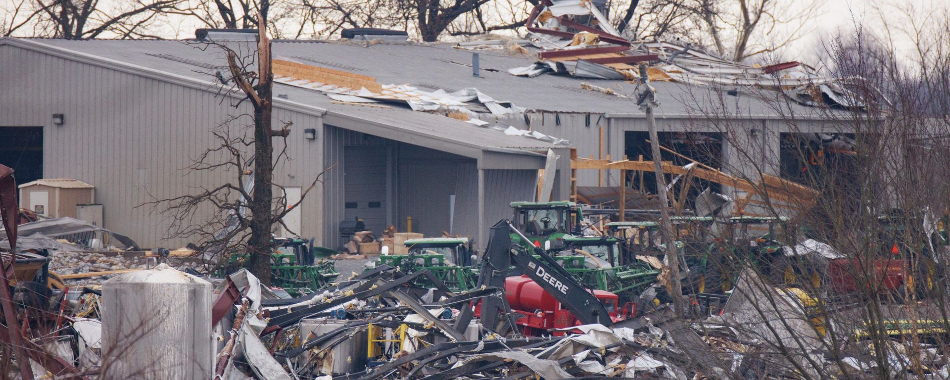 General view of the collapsed Mayfield Consumer Products (foreground) where workers were present when the tornado came through Friday night on 11 December 2021 in Mayfield, Kentucky. - Sputnik International, 1920, 11.12.2021