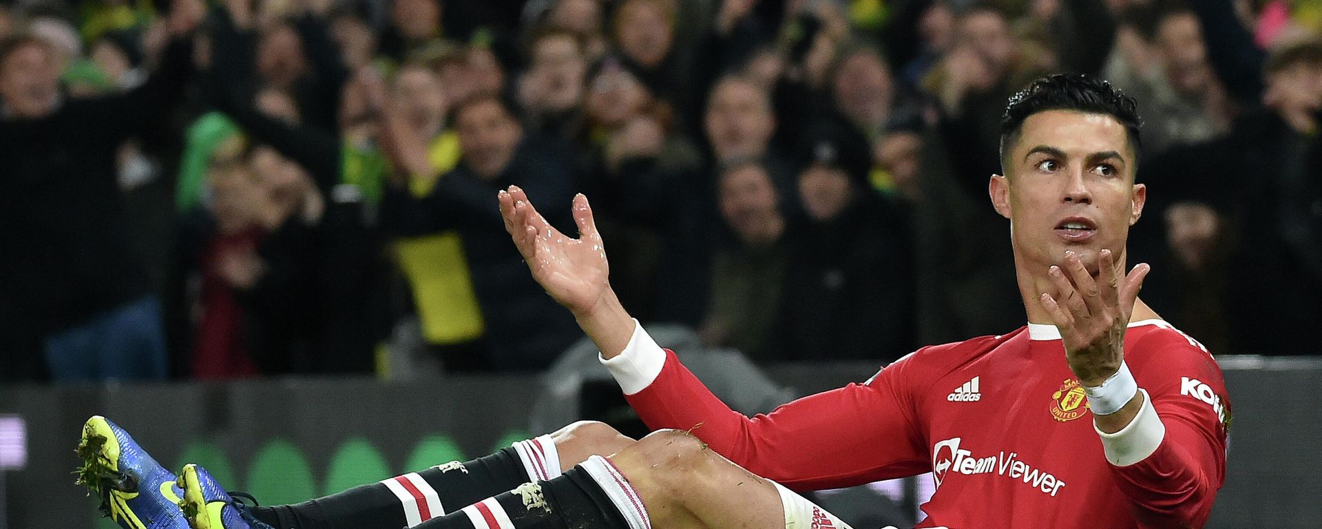 Manchester United's Cristiano Ronaldo during the English Premier League soccer match between Norwich City and Manchester United at Carrow road in Norwich, England, Saturday, Dec.11, 2021 Manchester United's Cristiano Ronaldo during the English Premier League soccer match between Norwich City and Manchester United at Carrow road in Norwich, England, Saturday, Dec.11, 2021 - Sputnik International, 1920, 05.01.2022