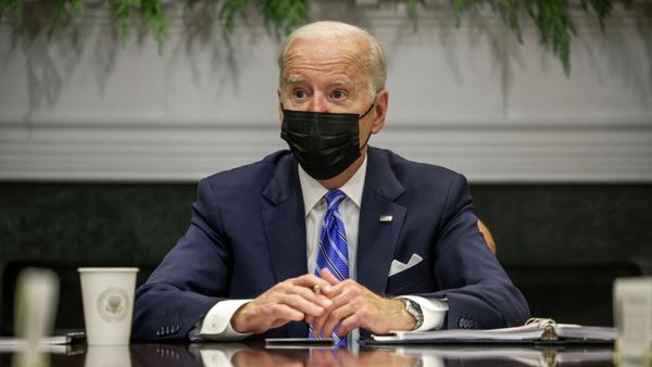 U.S. President Joe Biden meets with members of the White House COVID-19 Response Team on the latest developments related to the Omicron variant in the Roosevelt Room in the White House in Washington, U.S., December 16, 2021. U.S. President Joe Biden meets with members of the White House COVID-19 Response Team on the latest developments related to the Omicron variant in the Roosevelt Room in the White House in Washington, U.S., December 16, 2021. - Sputnik International