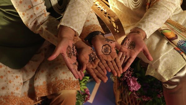 Indian gay couple Supriyo Chakraborty, right, and Abhay Dang, gesture during their pre wedding ceremony on the outskirts of Hyderabad, India, Friday, Dec. 17, 2021 - Sputnik International