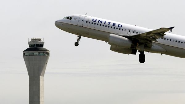 FILE -United Airlines Jet - Sputnik International