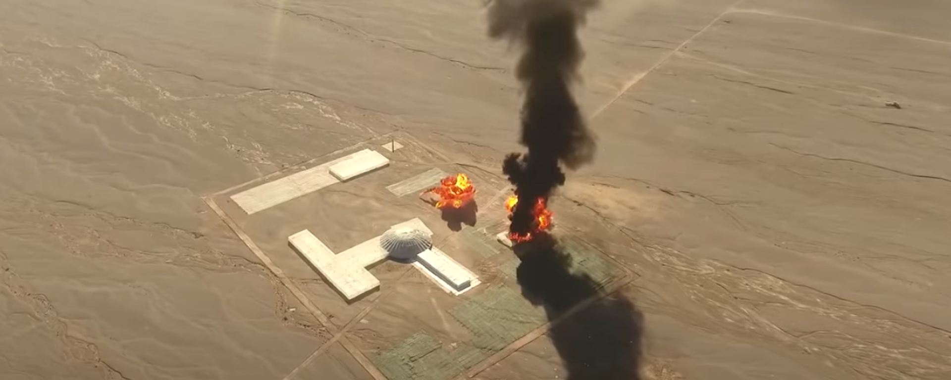 Screengrab of Iranian missile and drone attack on a suspected mock-up nuclear facility during Iran's Great Prophet 17 drills. Screengrab of Iranian missile and drone attack on a suspected mock-up nuclear facility during Iran's Great Prophet 17 drills. - Sputnik International, 1920, 26.12.2021