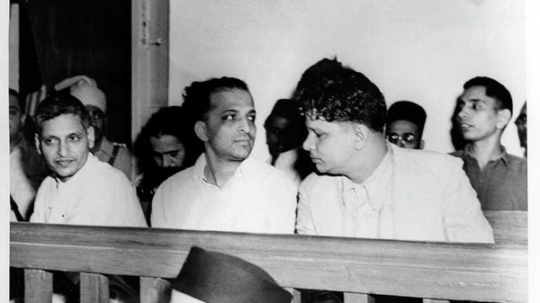  The trial of persons accused of participation and complicity in Mahatma Gandhi's assassination opened in the Special Court in Red Fort Delhi on May 27, 1948. A Close up of the accused persons. Left to right front row: Nathuram Vinayak Godse, Narayan Dattatraya Apte and Vishnu Ramkrishna Karkar. Seated behind are (from left to right) Diganber Ram Chandra Badge, Shankar s/o Kistayya, Vinayak Damodar Savarkar, Gopal Vinayak Godse and Dattatrays Sadashiv Parachure - Sputnik International