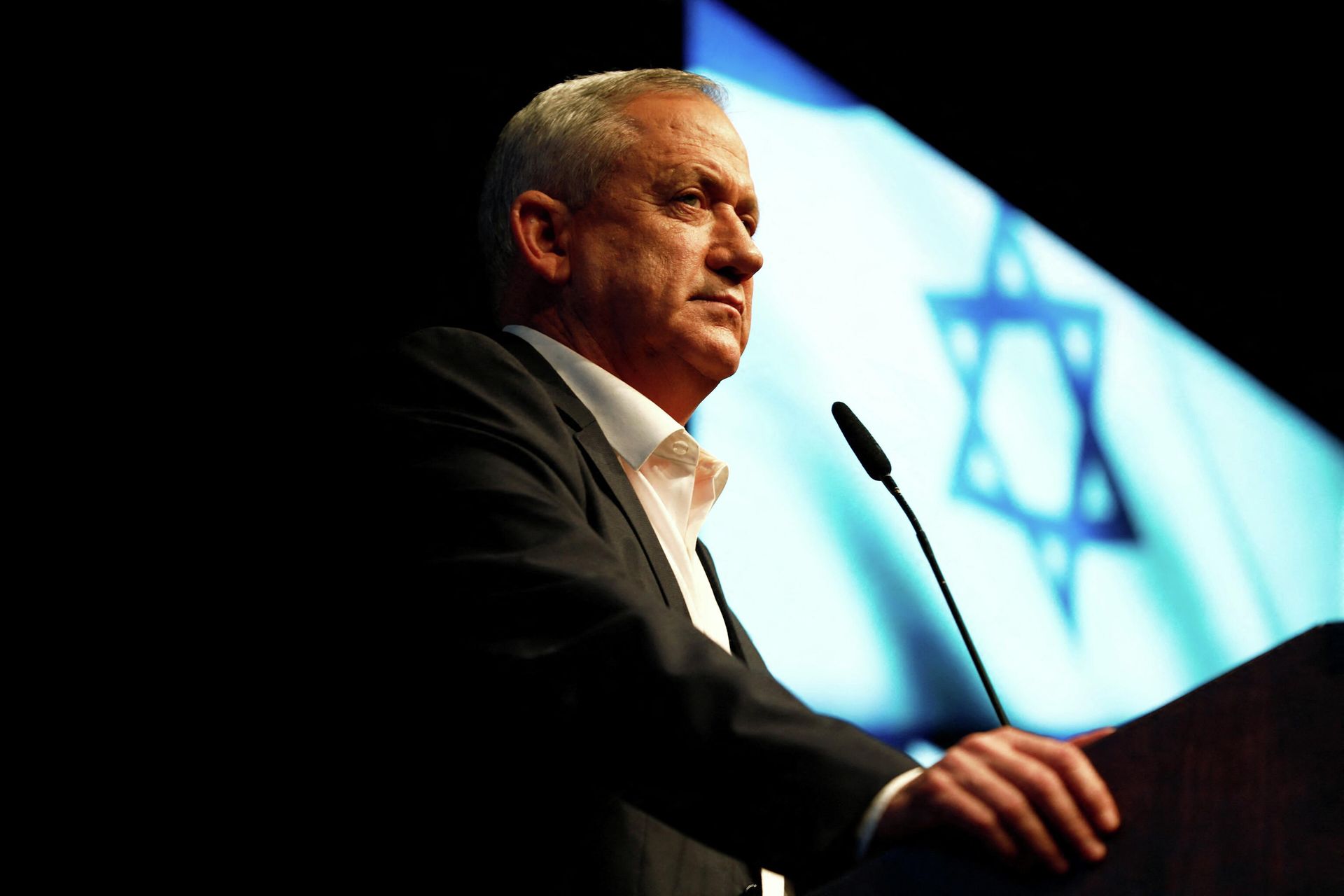 Benny Gantz, leader of Blue and White party, speaks during an election campaign rally in Ramat Gan, near Tel Aviv, Israel, February 25, 2020 - Sputnik International, 1920, 29.12.2021