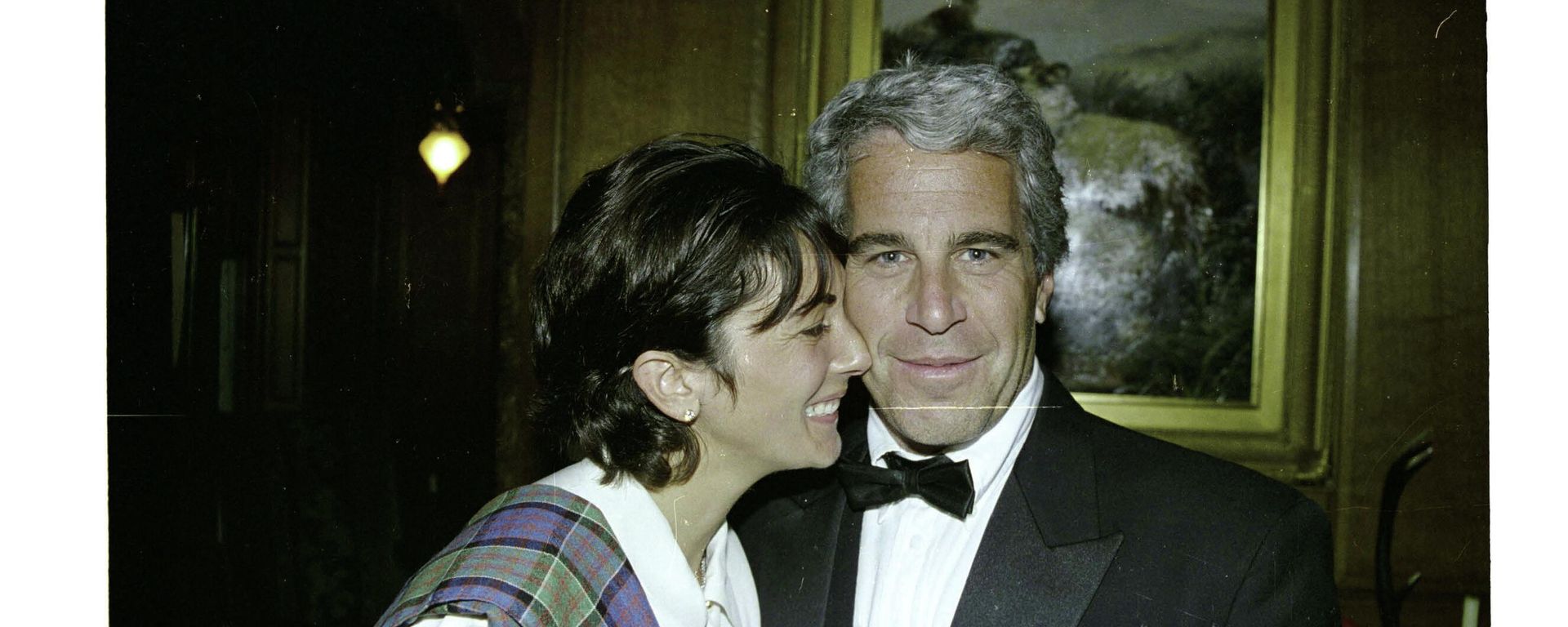 An undated photo shows Jeffrey Epstein and Ghislaine Maxwell. An undated photo shows Jeffrey Epstein and Ghislaine Maxwell. - Sputnik International, 1920, 01.01.2022