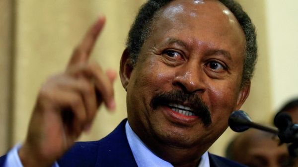 Sudan's new Prime Minister in the transitional government Abdalla Hamdok, addresses a news conference in Khartoum - Sputnik International