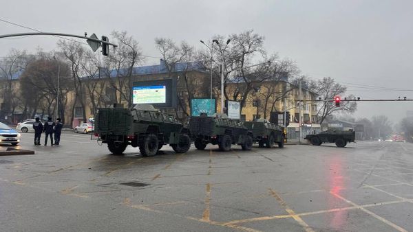 Police officers are seen after a protest against LPG cost rise following the Kazakh authorities' decision to lift price caps on liquefied petroleum gas in Almaty, Kazakhstan - Sputnik International