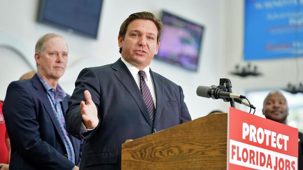 Florida Gov. Ron DeSantis speaks to supporters and members of the media after a bill signing Thursday, Nov. 18, 2021, in Brandon, Fla. - Sputnik International
