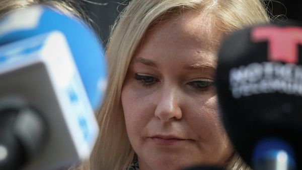In this Aug. 27, 2019, photo, Virginia Roberts Giuffre, who says she was trafficked by sex offender Jeffrey Epstein, holds a news conference outside a Manhattan court where sexual assault claimants invited by a judge addressed a hearing following Epstein's jailhouse death in New York. - Sputnik International