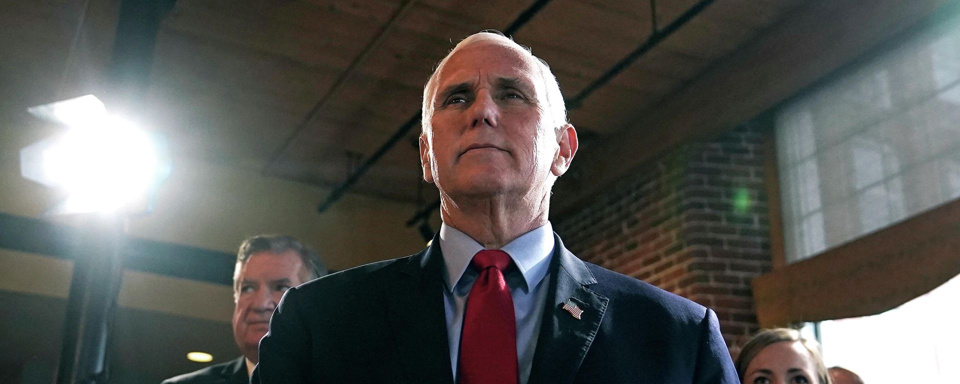 Former Vice President Mike Pence stands for the Pledge of Allegiance during a gathering, Wednesday, Dec. 8, 2021, in Manchester, N.H. Former Vice President Mike Pence stands for the Pledge of Allegiance during a gathering, Wednesday, Dec. 8, 2021, in Manchester, N.H. - Sputnik International, 1920, 08.01.2022