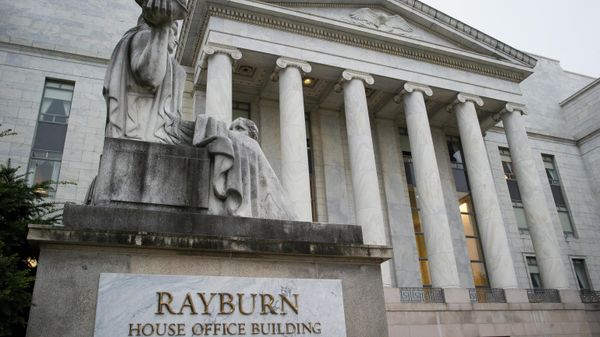 The Rayburn House Office Building, where the House Permanet Select Commitee on Intelligence offices and hearing room are located, is seen in Washington, Thursday, April 18, 2019. - Sputnik International