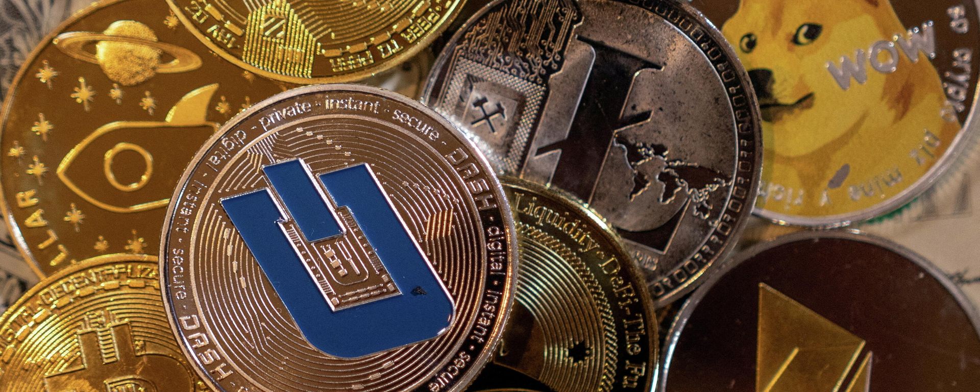 Representations of virtual cryptocurrencies are seen in this illustration taken November 28, 2021. REUTERS/Dado Ruvic/Illustration/File Photo Representations of virtual cryptocurrencies are seen in this illustration taken November 28, 2021. REUTERS/Dado Ruvic/Illustration/File Photo - Sputnik International, 1920, 29.01.2022