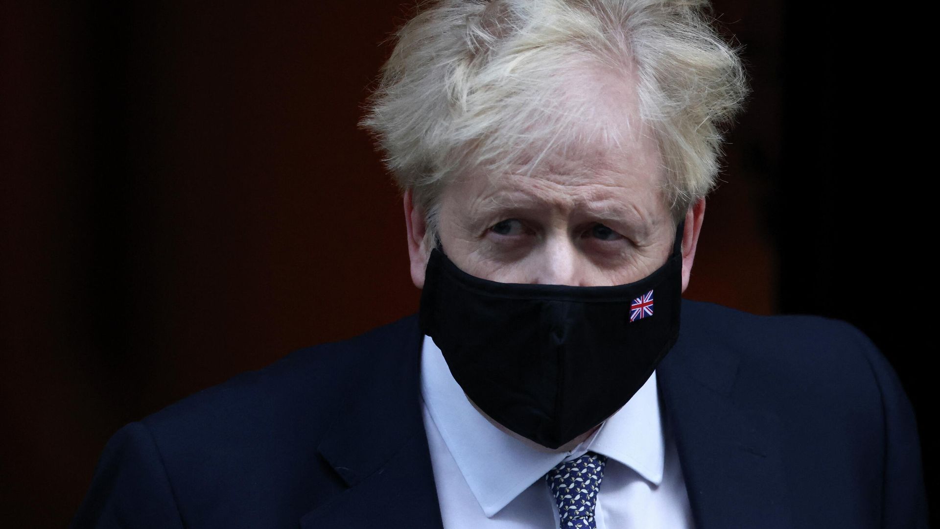British Prime Minister Boris Johnson walks outside Downing Street in London, Britain, January 12, 2022 British Prime Minister Boris Johnson walks outside Downing Street in London, Britain, January 12, 2022 - Sputnik International, 1920, 18.01.2022