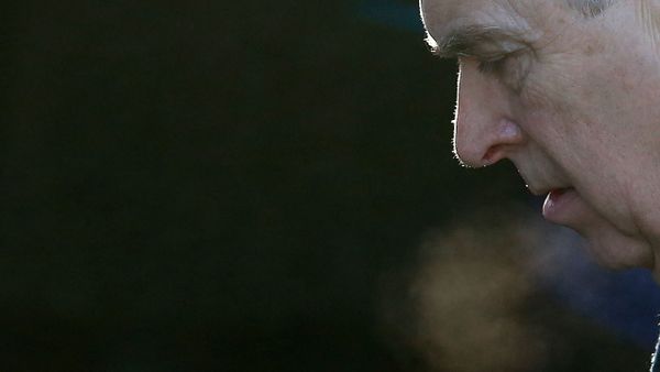 Британский принц Эндрю, герцог Йоркский, на церковной службе в церкви Святой Девы Марии в Хиллингтоне, Норфолк - Sputnik International