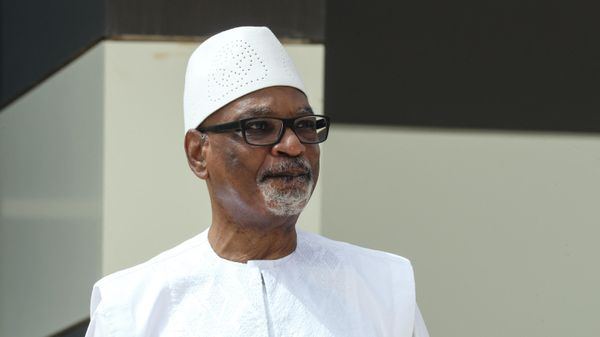 In this file photo taken on June 30, 2020 Mali President Ibrahim Boubacar Keita poses for a photo during the G5 Sahel summit in Nouakchott. - The former Malian president Ibrahim Boubacar Keita, who led Mali between 2013 and 2020, died on January 16, 2022 at his home in Bamako. (Photo by Ludovic MARIN / POOL / AFP) - Sputnik International