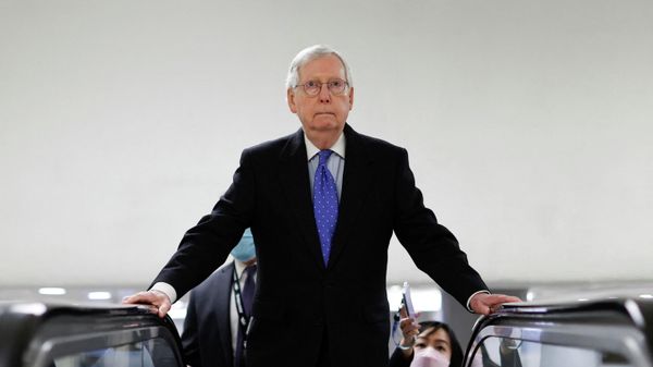 U.S. Senate Minority Leader Mitch McConnell (R-KY) arrives at the U.S. Capitol after a Senate Republican caucus luncheon in Washington, U.S. January 12, 2022. - Sputnik International