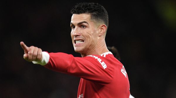 Manchester United's Portuguese striker Cristiano Ronaldo gestures during the English Premier League football match between Manchester United and Burnley at Old Trafford in Manchester, north-west England, on December 30, 2021 - Sputnik International