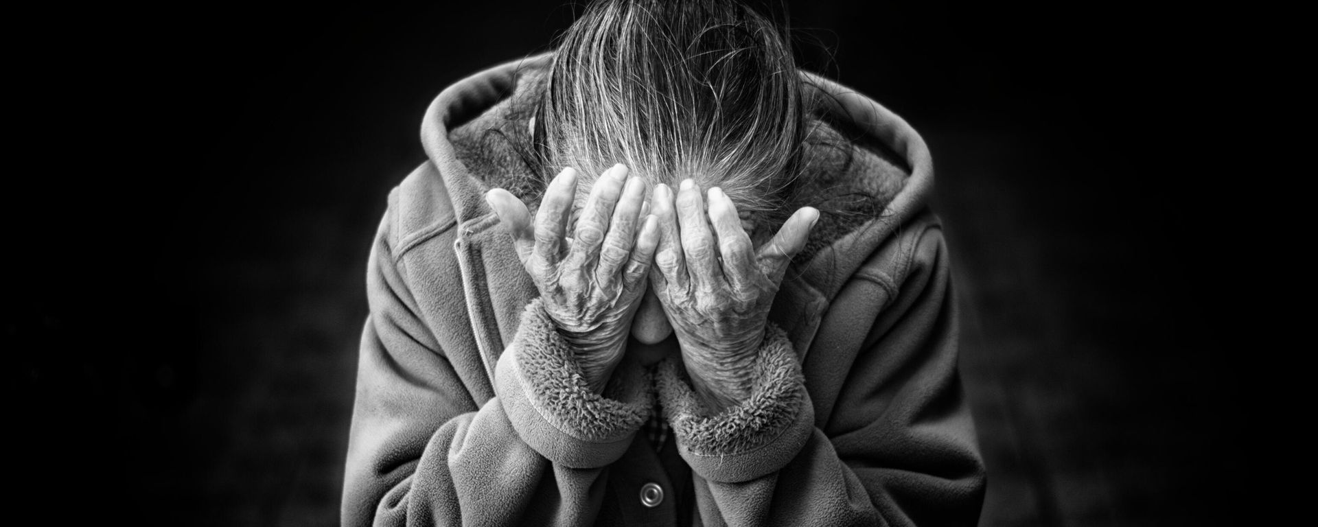 Old woman reminiscence Old woman reminiscence - Sputnik International, 1920, 21.01.2022