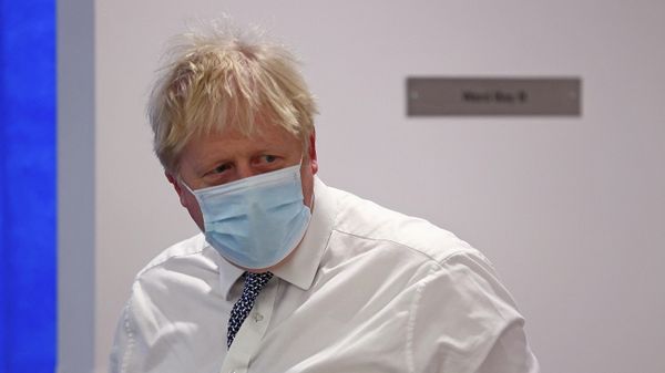 Britain's Prime Minister Boris Johnson visits Milton Keynes University Hospital - Sputnik International