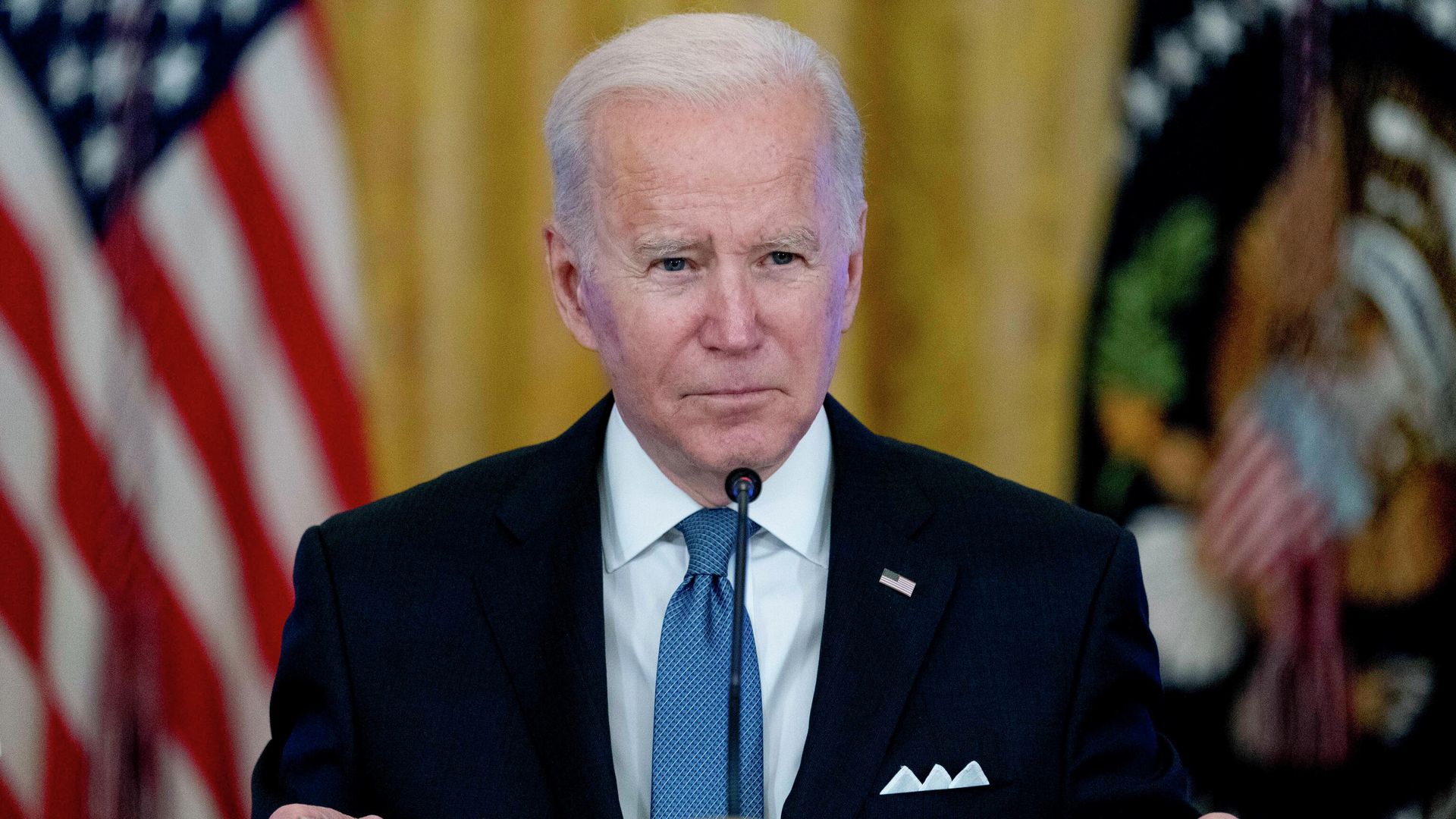 President Joe Biden listens to reporter's questions during a meeting on efforts to lower prices for working families, in the East Room of the White House in Washington, Monday, Jan. 24, 2022. President Joe Biden listens to reporter's questions during a meeting on efforts to lower prices for working families, in the East Room of the White House in Washington, Monday, Jan. 24, 2022. - Sputnik International, 1920, 12.04.2022