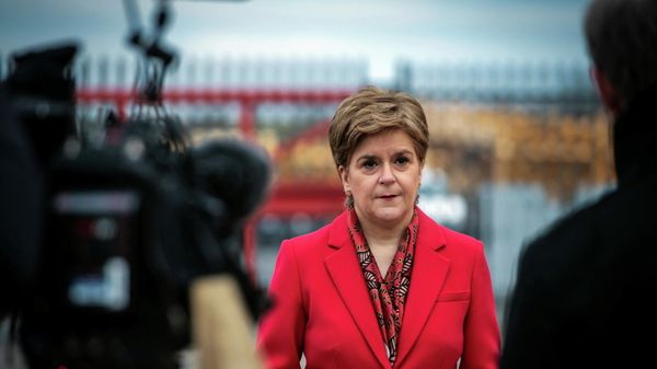Scotland's First Minister Nicola Sturgeon addresses the media as she visits the turbine installation company, Windhoist in Irvine, on Scotland's south-east coast, Britain January 17, 2022. - Sputnik International
