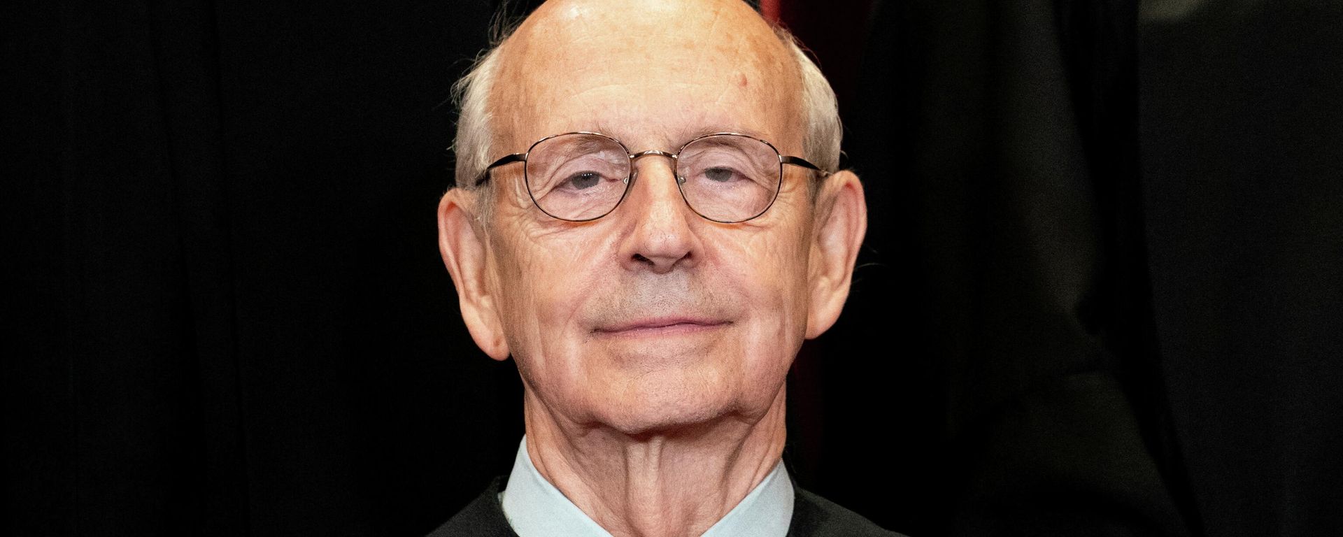 FILE PHOTO: Associate Justice Stephen Breyer poses during a group photo of the Justices at the Supreme Court in Washington, U.S., April 23, 2021. FILE PHOTO: Associate Justice Stephen Breyer poses during a group photo of the Justices at the Supreme Court in Washington, U.S., April 23, 2021. - Sputnik International, 1920, 26.01.2022
