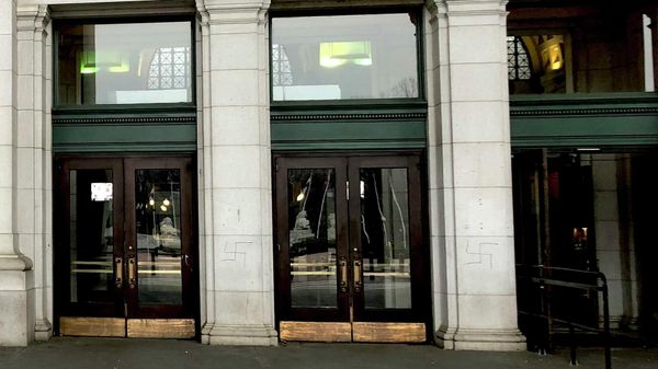 A photo of swastikas drawn on column of Washington, DC, Union Station, taken on January 28, 2022. - Sputnik International