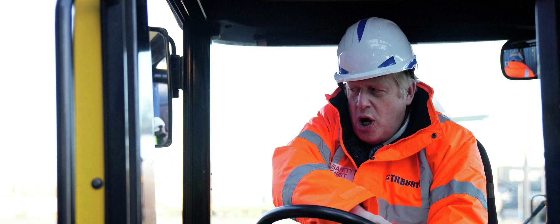 British PM Boris Johnson visits Tilbury Docks in Tilbury British PM Boris Johnson visits Tilbury Docks in Tilbury - Sputnik International, 1920, 31.01.2022