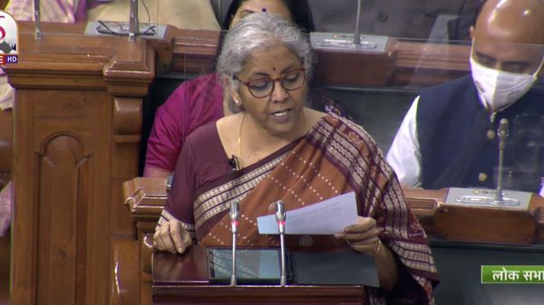 Indian Finance Minister Presented Annual Budget on 1 February 2022 - Sputnik International