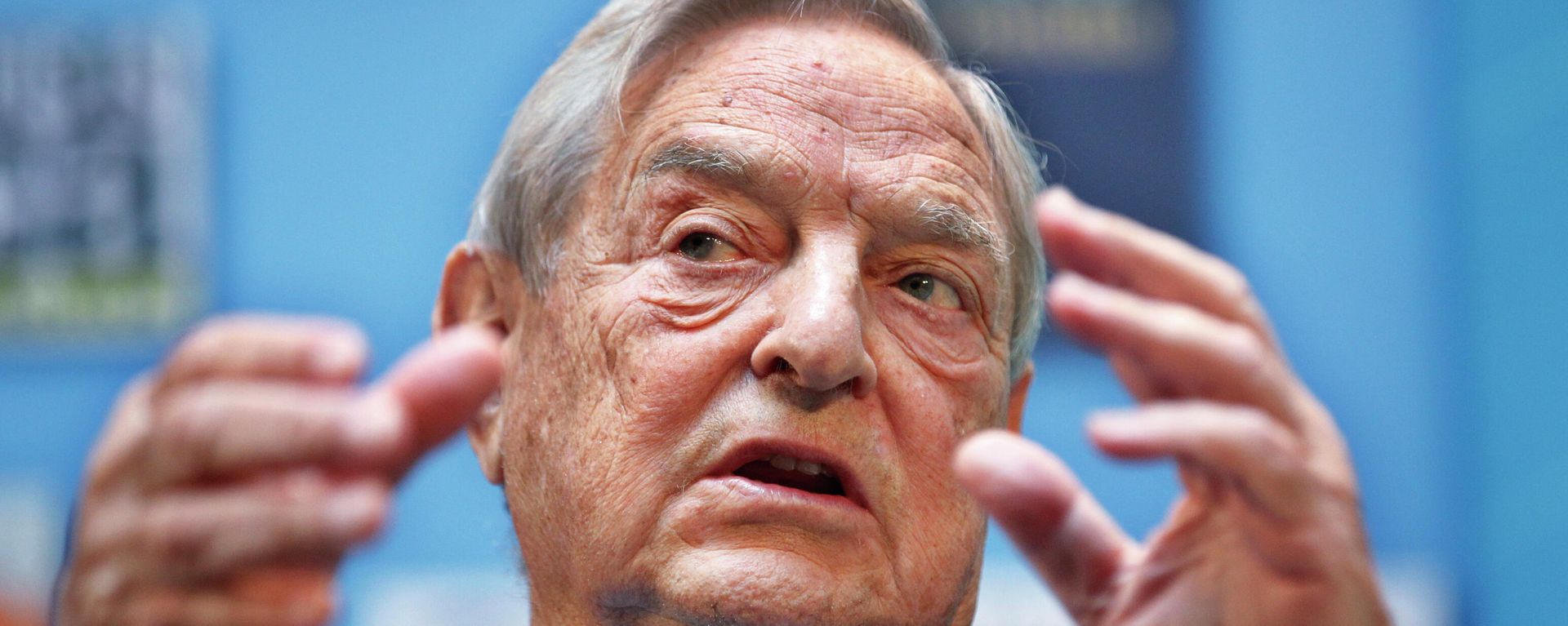 FILE - In this Sept. 24, 2011, file photo, George Soros speaks during a forum at the IMF/World Bank annual meetings in Washington. The AP reported on May 26, 2017 FILE - In this Sept. 24, 2011, file photo, George Soros speaks during a forum at the IMF/World Bank annual meetings in Washington. The AP reported on May 26, 2017 - Sputnik International, 1920, 13.08.2022