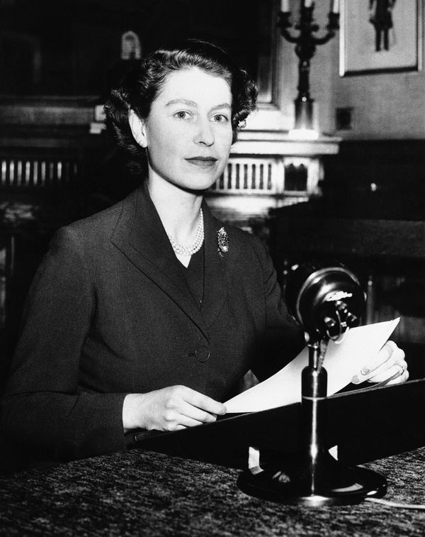 She was educated at home and began to undertake public duties during the Second World War. In the early days of the conflict, she hosted a radio programme "Children’s Hour", during which she addressed kids who were evacuated from Britain. During the Second World War, while conducting royal engagements, Elizabeth and her mother tried to boost the morale of the public. - Sputnik International