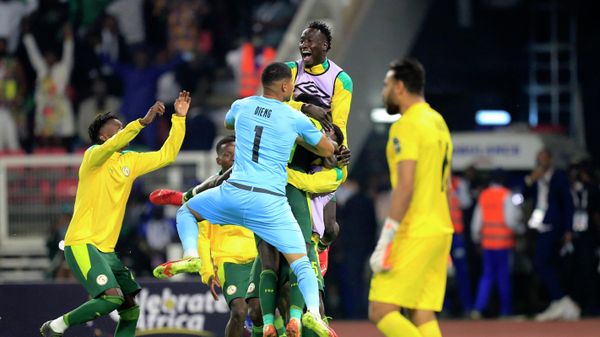 Senegal players celebrate winning the penalty shoot out at Africa Cup of Nations' final , February 6, 2022 - Sputnik International