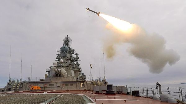 Launch of Kinzhal hypersonic missile - Sputnik International