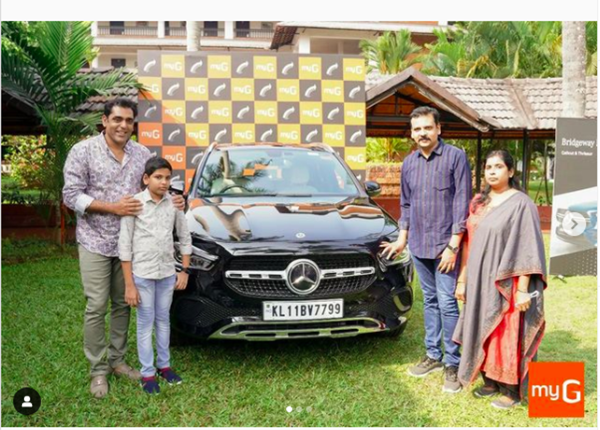 AK Shaji Gifting Mercedes-Benz GLA Class 220 d - Sputnik International, 1920, 11.02.2022