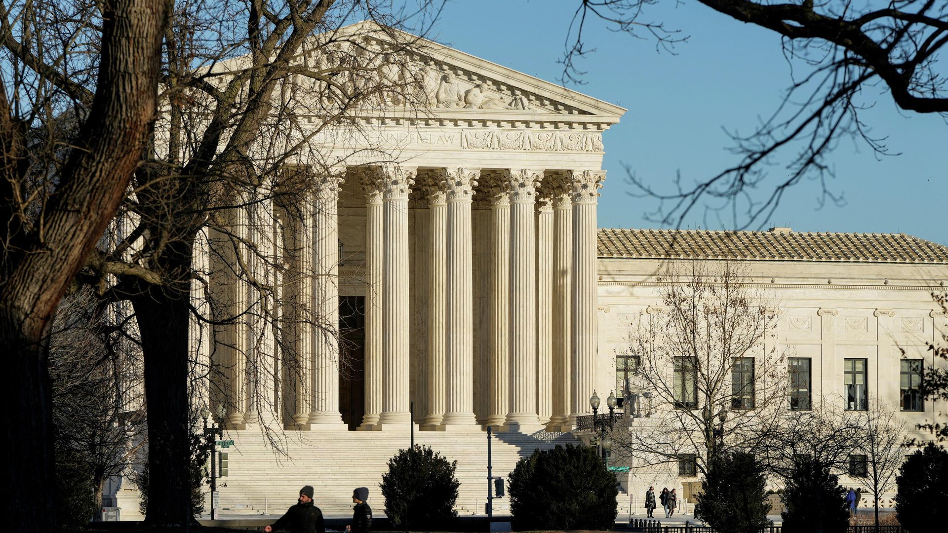 The U.S. Supreme Court stands in Washington, U.S., February 6, 2022. The U.S. Supreme Court stands in Washington, U.S., February 6, 2022. - Sputnik International, 1920, 04.03.2022