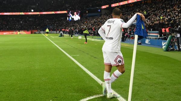 Paris Saint-Germain's French forward Kylian Mbappe celebrates after scoring during the French L1 football match between Paris-Saint Germain (PSG) and Le Stade rennais Football Club at The Parc des Princes Stadium in Paris on February 11, 2022.  - Sputnik International