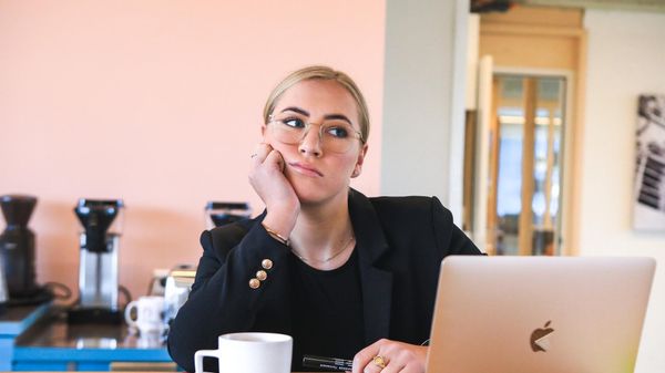 A bored woman - Sputnik International