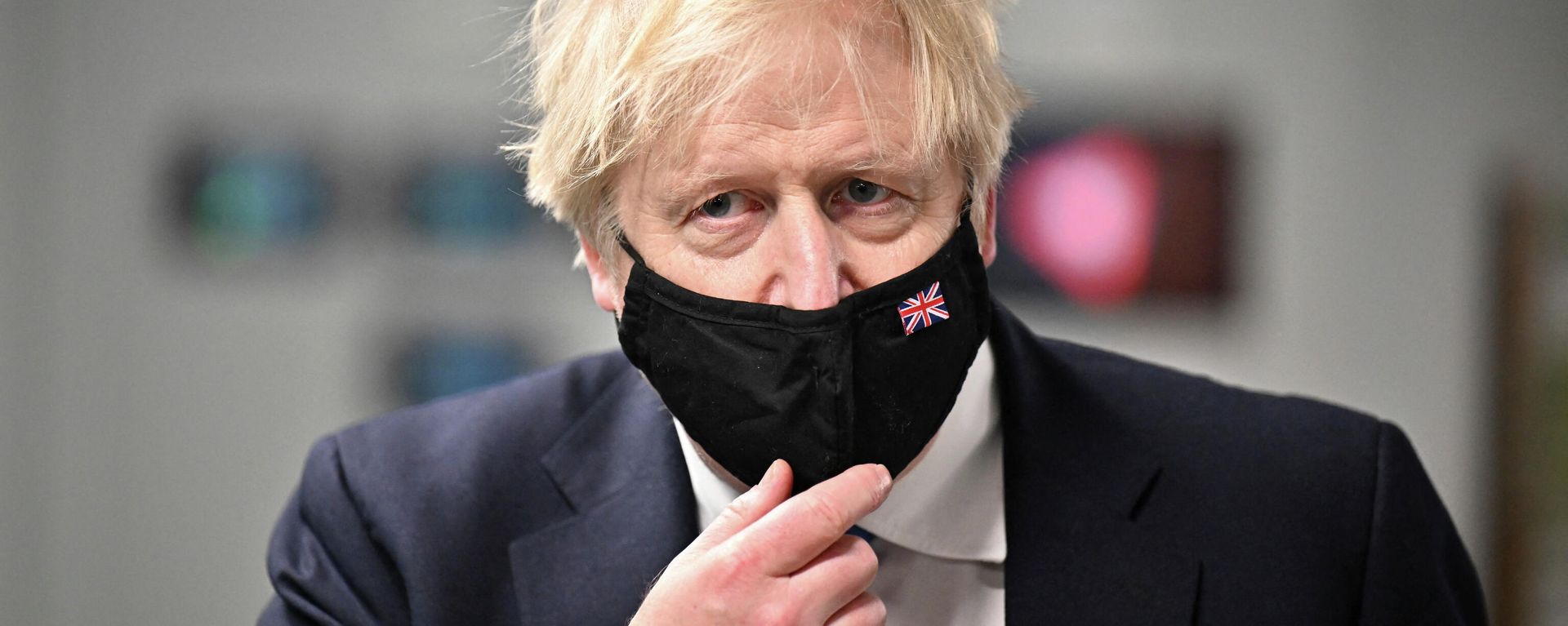 British Prime Minister Boris Johnson visits the ACF building at the Technopole, Bush Estate, in Edinburgh, Scotland British Prime Minister Boris Johnson visits the ACF building at the Technopole, Bush Estate, in Edinburgh, Scotland - Sputnik International, 1920, 20.02.2022