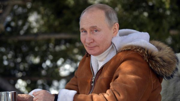 Russian President Vladimir Putin spends his leisure time in the Siberian Federal District, Russia - Sputnik International